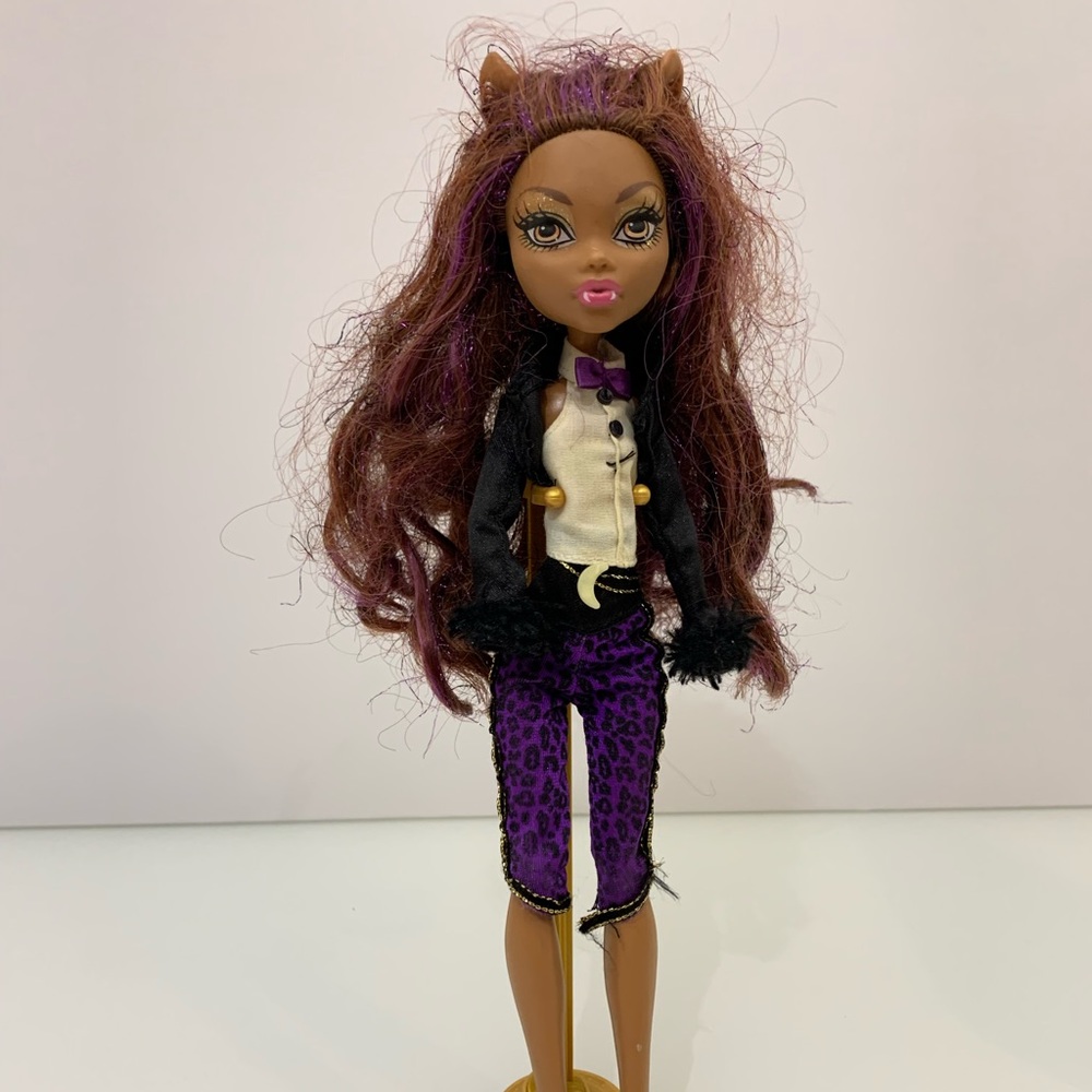 Clawdeen Monster high doll